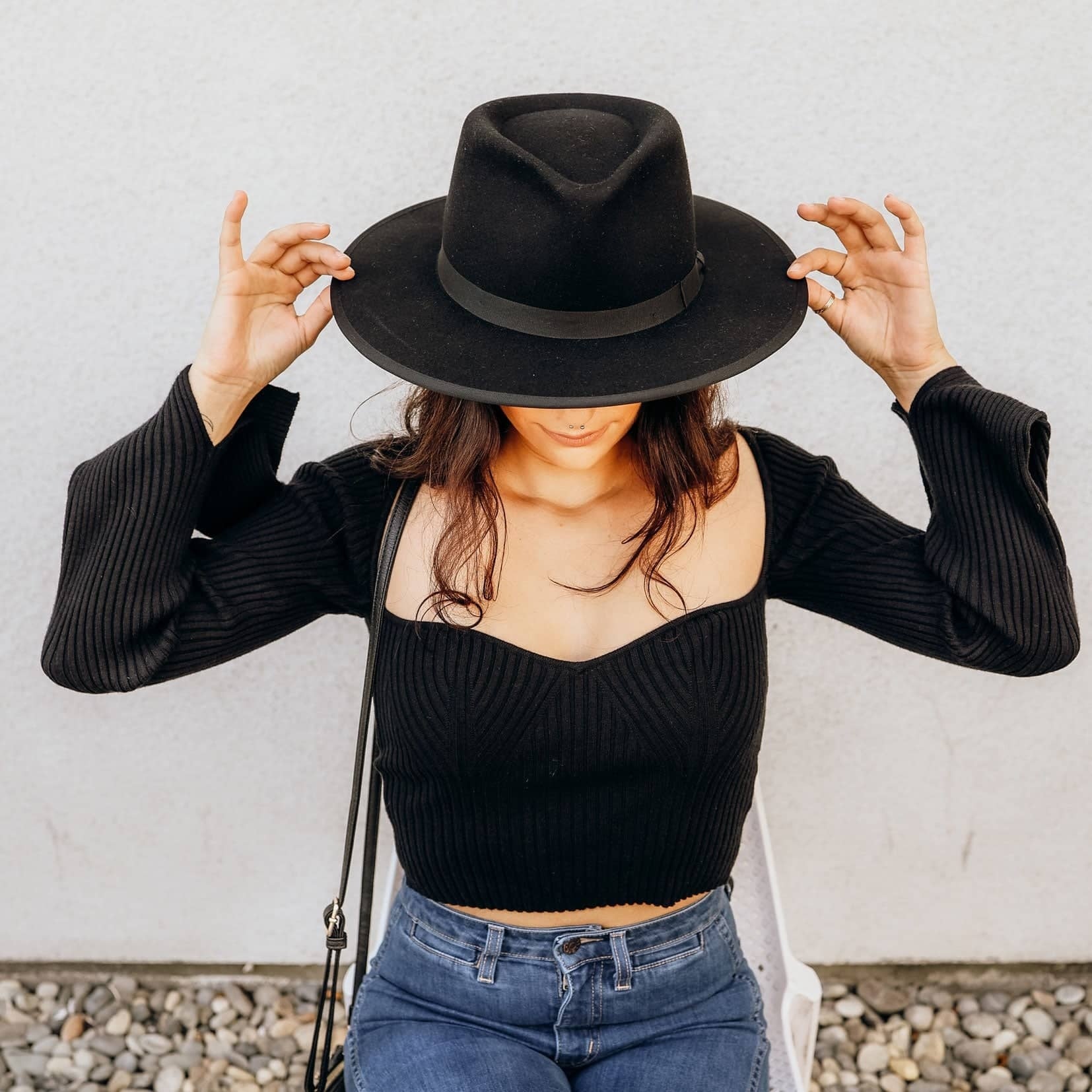 Bondi-Black-Ladies-FeltHat-AmericanHatMakers-_1_b6091509-02ed-419e-8fe6-e331fbb686f9