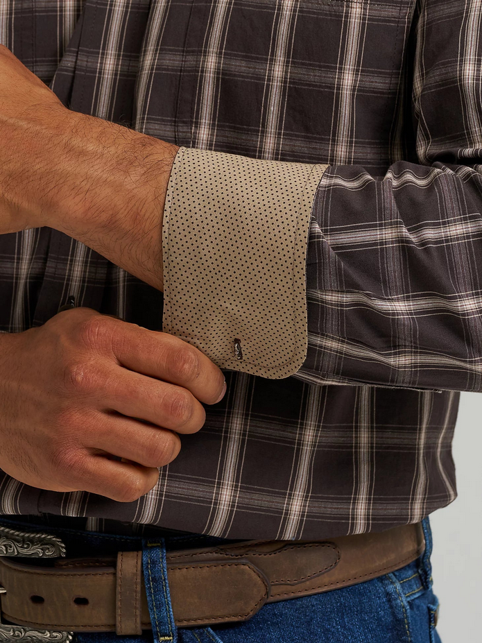 George Strait™ Long Sleeve Button Down Two Pocket Shirt