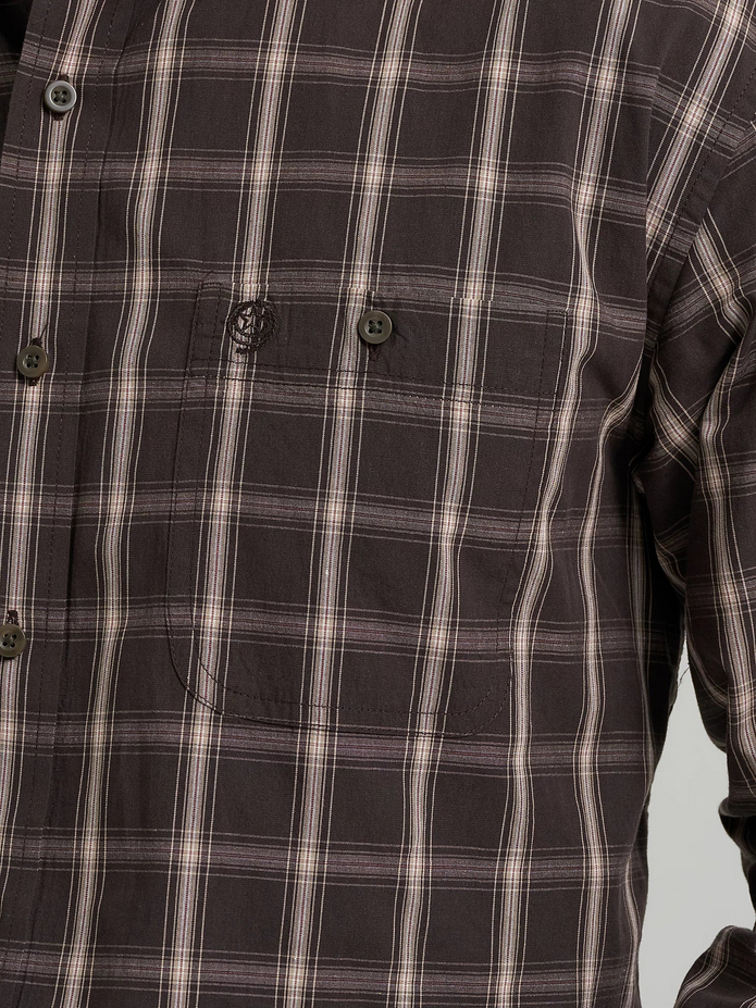 George Strait™ Long Sleeve Button Down Two Pocket Shirt