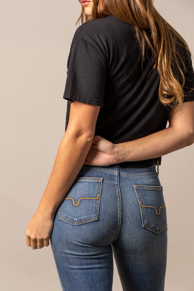 Bison Skull Cropped Tee