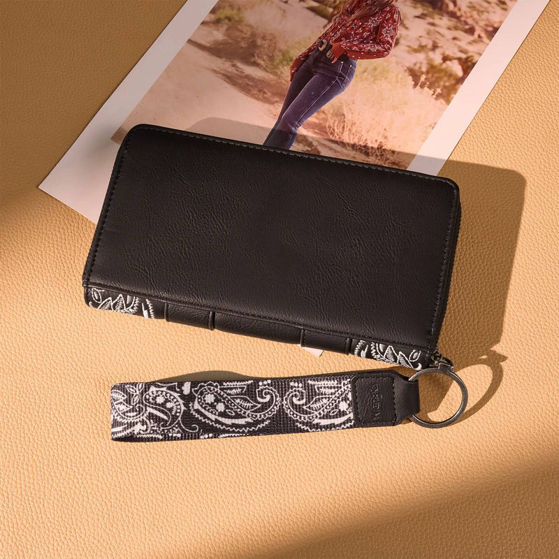 Wrangler Bandana Paisley Print Wallet - Black