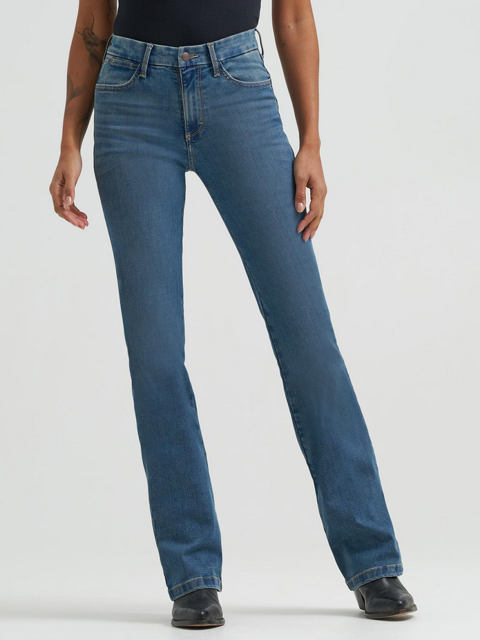 Wrangler® Bespoke Bootcut Jean - High Rise - Ada