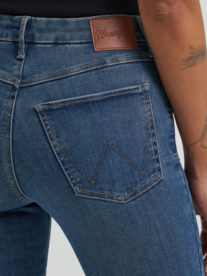 Wrangler® Bespoke Flare Jean - High Rise - Lily