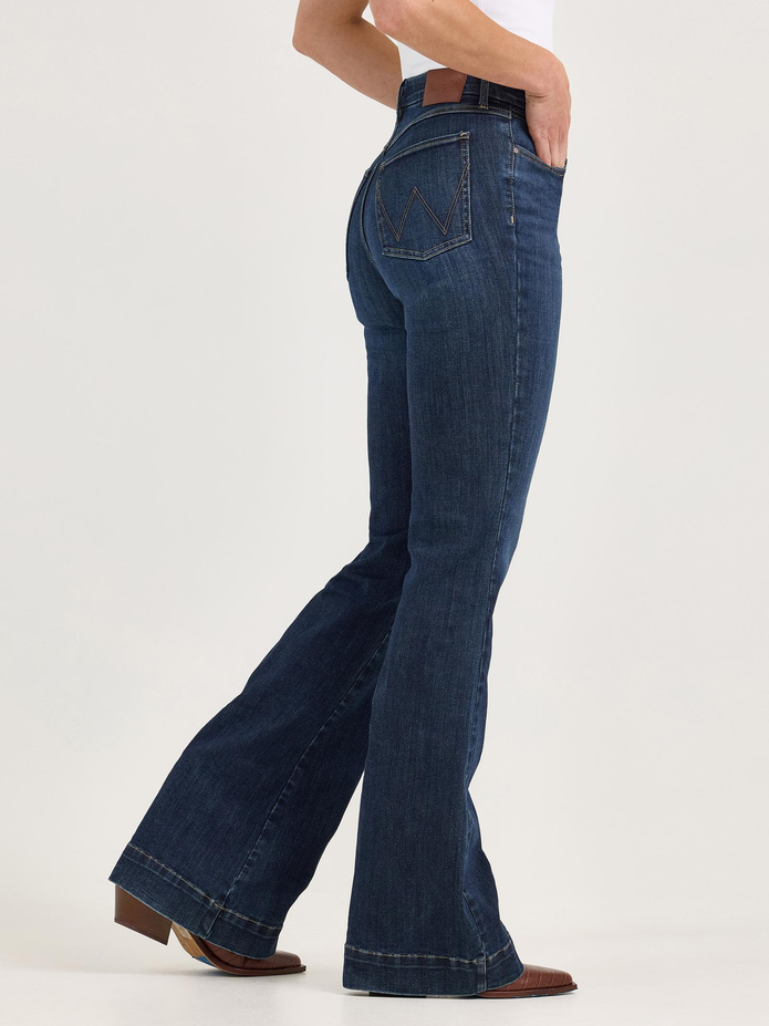 Wrangler® Bespoke Trouser Jean - High Rise - Alexandra