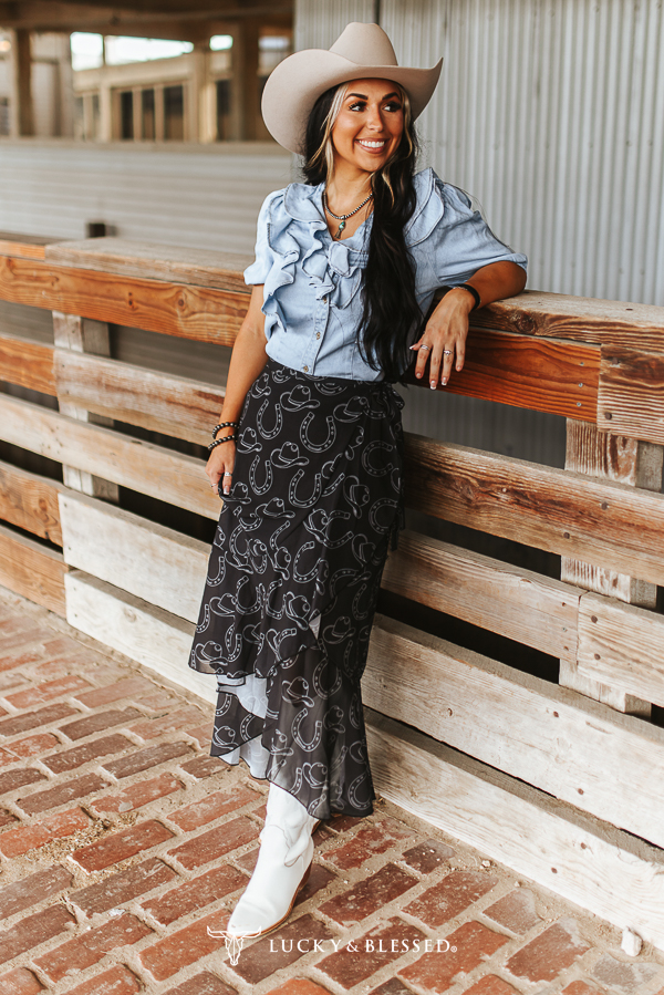 Light Wash Button Down Short Sleeve Ruffle Top