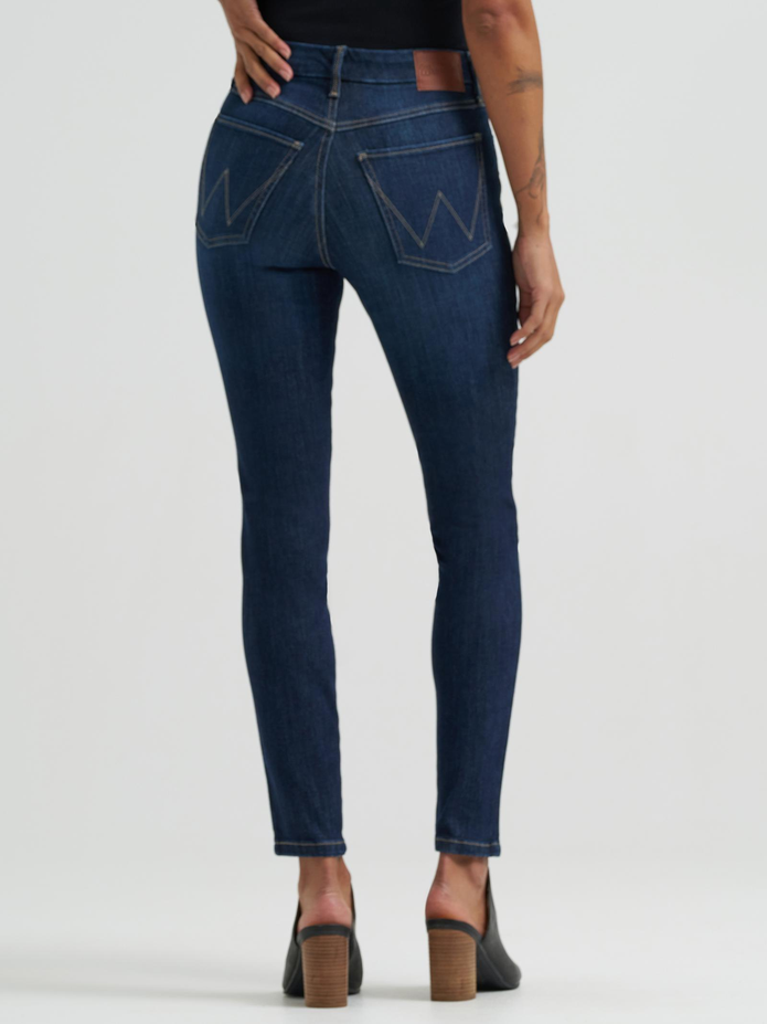 Wrangler® Bespoke Skinny Jean - High Rise - Rae