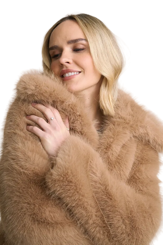 Sienna Oversized Faux-Fur Jacket