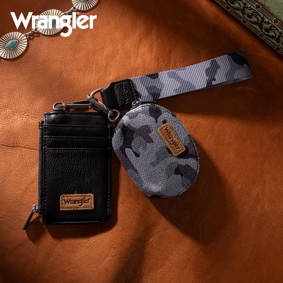 Wrangler Camo Print Dual Pouch Wristlet - Black
