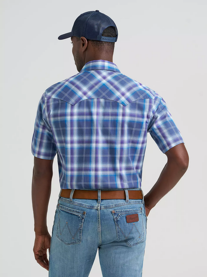 Wrangler Retro® Short Sleeve Sawtooth Pocket Western Snap Shirt - Navy Orchid