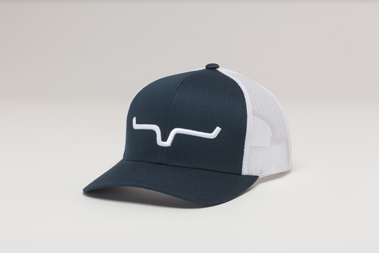 WEEKLY TRUCKER