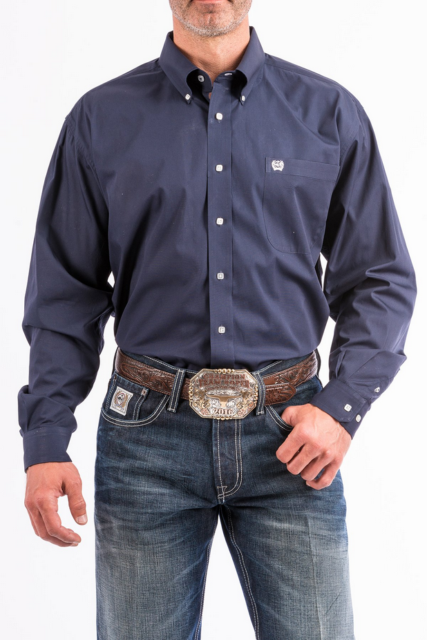 Men’s Solid Classic Fit Button-Down