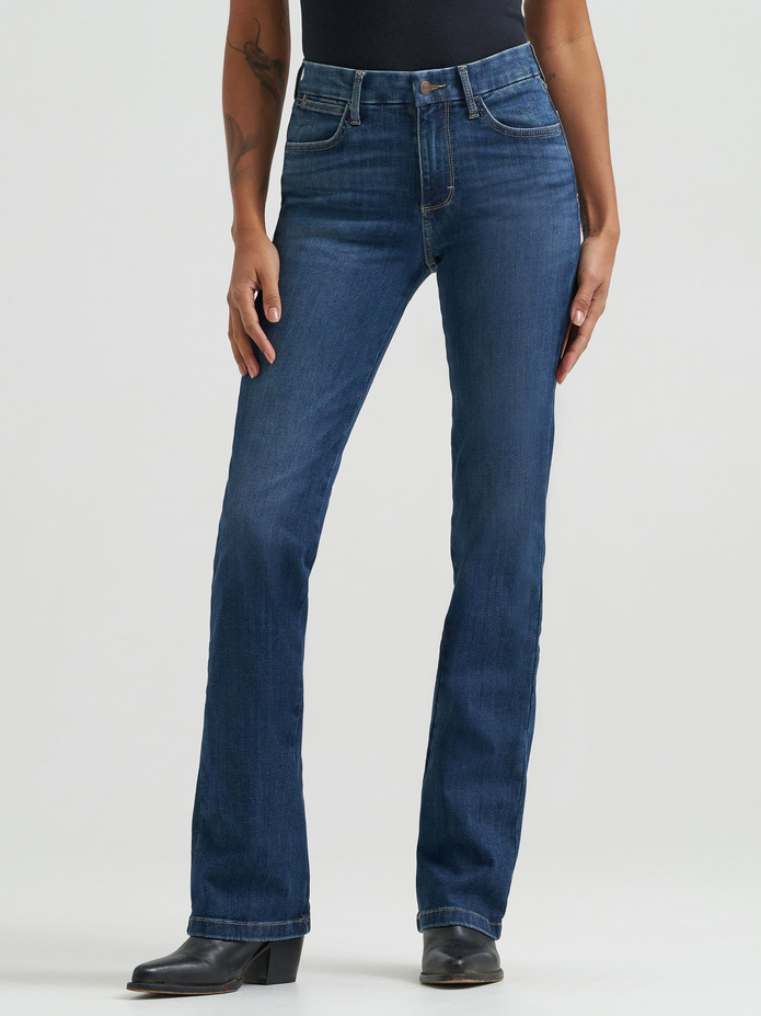 Wrangler® Bespoke Bootcut Jean - High Rise - Lacey